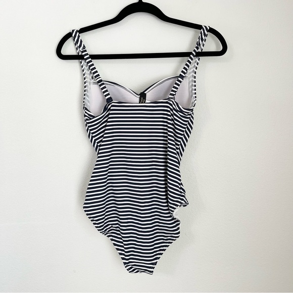 NipTuck Sorrento Stripe Joanne One Piece Swimsuit Blue & White Size 8 - Picture 6 of 9